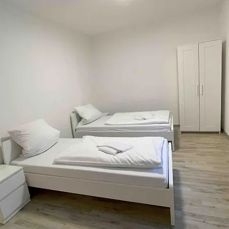 Apartment Sad902 Große Monteurwohnung übergangswohnung *