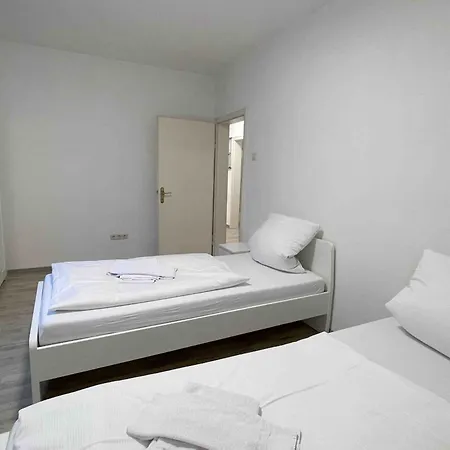Sad902 Große Monteurwohnung übergangswohnung